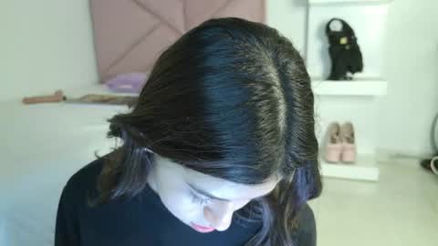 Snapshot of eva_sin18 chatting on May 18, 4:07 am Eva Sin online show from May 18, 4:07 am