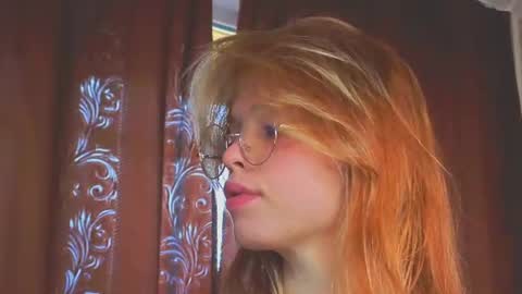 Snapshot of eva_sinn chatting on June 23, 11:19 am Hi there i am Eva and i wish create a nice community with you so join my Ticket Show for more pleasure online show from June 23, 11:19 am