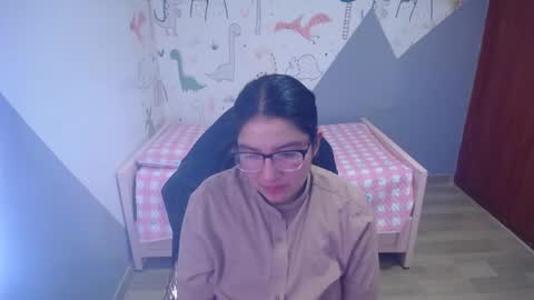 eva_smit_t online show from January 10, 2:46 am