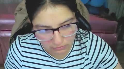 eva_smit_t online show from February 11, 2:05 am