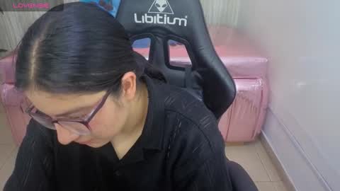 eva_smit_t online show from February 24, 2:42 am