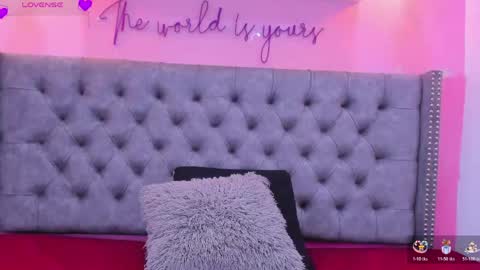 eva_smith5 online show from May 9, 8:47 pm