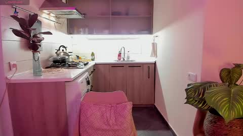 Fansly -  - use this referral link to support me  online show from April 18, 6:45 pm