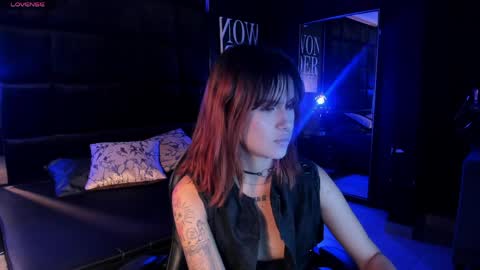 Snapshot of eva_viulet chatting on April 22, 4:48 am MISS EVY online show from April 22, 4:48 am