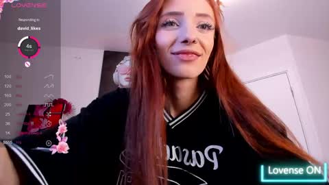 Snapshot of evaa_coy chatting on April 19, 6:10 pm Eva online show from April 19, 6:10 pm