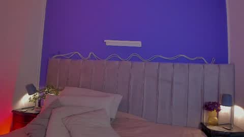 Snapshot of evaa_stevens chatting on July 6, 7:49 pm julieth online show from July 6, 7:49 pm