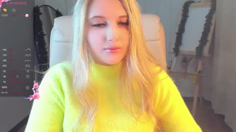 Eva  online show from December 19, 5:40 am