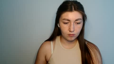 Snapshot of evachaturbatte chatting on July 8, 5:17 pm Evachaturbatte online show from July 8, 5:17 pm