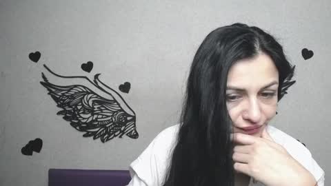 Snapshot of evaclarkk chatting on May 7, 5:24 am EvaClarkk online show from May 7, 5:24 am