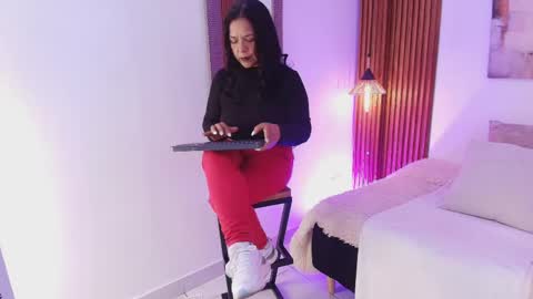 Snapshot of evagoddess_ chatting on June 9, 8:09 pm EVA GODDESS online show from June 9, 8:09 pm