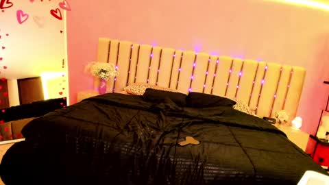 Eva Gomez online show from February 17, 7:47 am