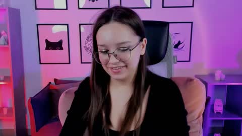 Snapshot of evagrase chatting on March 2, 4:47 pm Eva online show from March 2, 4:47 pm