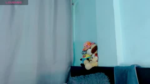 Evah Lee online show from March 8, 1:03 am