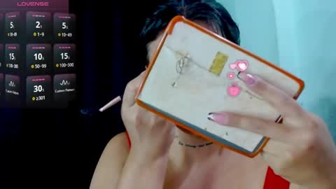 Snapshot of evah_lee chatting on April 28, 2:49 am Evah Lee online show from April 28, 2:49 am