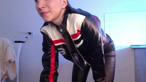 Eva online show from March 17, 4:39 am