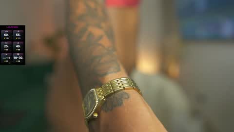 Snapshot of evajacksss_ chatting on December 19, 1:07 am evajacksss_ online show from December 19, 1:07 am