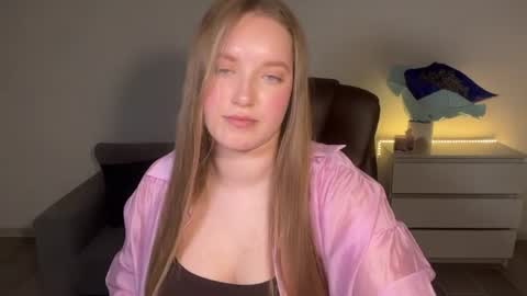 Snapshot of evajuly chatting on July 10, 6:32 pm Eva online show from July 10, 6:32 pm