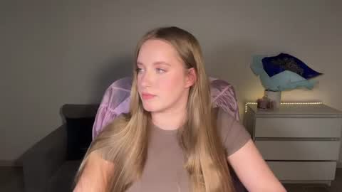Snapshot of evajuly chatting on July 13, 9:06 pm Eva online show from July 13, 9:06 pm