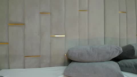 EVA online show from October 10, 3:11 pm