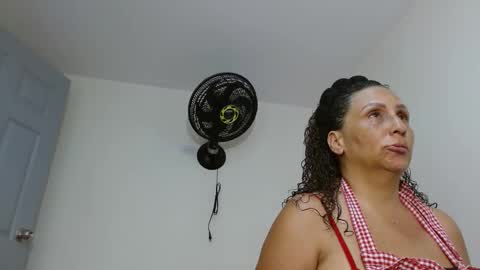 Eva Mills online show from December 21, 2:02 pm