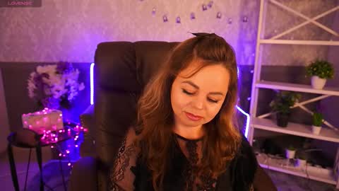 Snapshot of evaminni chatting on November 5, 2:06 pm EvaMinni online show from November 5, 2:06 pm