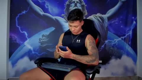 Snapshot of evan_greey chatting on March 2, 11:31 pm EVAN GREY online show from March 2, 11:31 pm