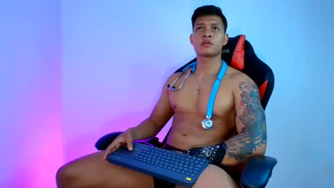 Snapshot of evan_greey chatting on March 11, 3:45 pm EVAN GREY online show from March 11, 3:45 pm