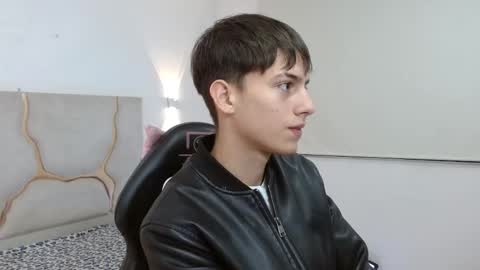 evan_tay online show from March 1, 3:08 am