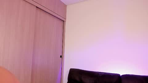 Snapshot of evan_voss chatting on July 13, 9:50 pm Evan voss help me get 200 likesindependent model online show from July 13, 9:50 pm