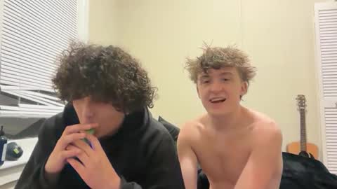 Snapshot of evanbrown333 chatting on October 23, 4:12 am Evan Brown online show from October 23, 4:12 am