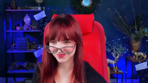 Snapshot of evanellson chatting on December 13, 1:01 pm Eva online show from December 13, 1:01 pm