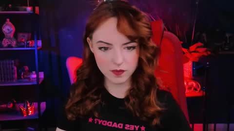 Snapshot of evanellson chatting on February 25, 4:31 pm Eva online show from February 25, 4:31 pm