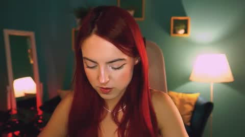 Snapshot of evanellson chatting on August 4, 1:14 pm Eva online show from August 4, 1:14 pm
