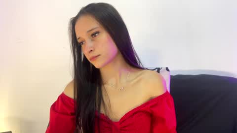 Snapshot of evangeline_76 chatting on July 7, 6:47 am Evangeline online show from July 7, 6:47 am