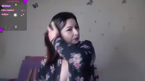Snapshot of evangeline_lover chatting on July 26, 1:40 pm evangeline_lover online show from July 26, 1:40 pm