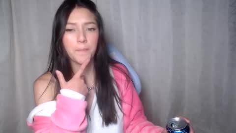 Snapshot of evangeline_petite chatting on June 8, 1:28 am eva online show from June 8, 1:28 am