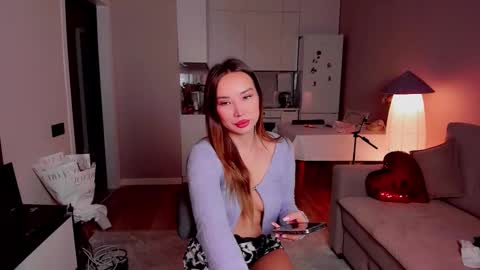 Snapshot of evanonsense chatting on September 24, 12:03 am evanonsense online show from September 24, 12:03 am