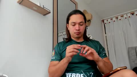 Snapshot of evans_king chatting on October 5, 1:42 pm Evan online show from October 5, 1:42 pm