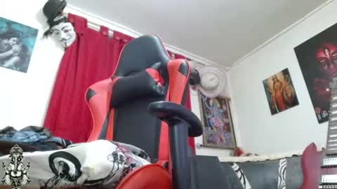 evans_xy online show from July 28, 1:56 am
