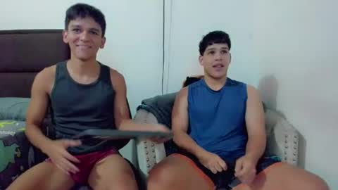 Snapshot of evansfenty chatting on July 7, 9:41 pm evansfenty online show from July 7, 9:41 pm