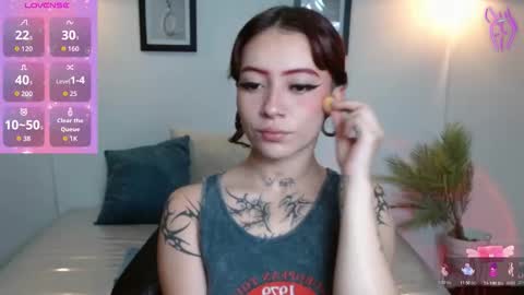 Evanssa lx online show from November 10, 7:02 pm