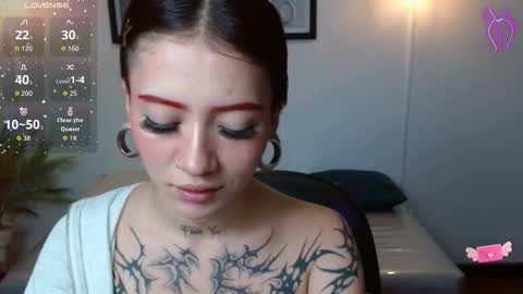 Evanssa lx online show from November 15, 1:07 pm