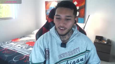   online show from February 26, 1:54 pm