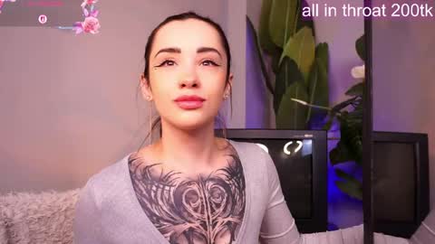 Snapshot of evarabbit chatting on June 1, 2:02 am Eva online show from June 1, 2:02 am
