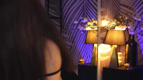 EvaRhea online show from November 4, 4:00 am