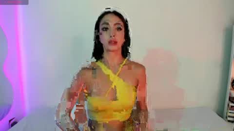 EVARITZ online show from April 18, 2:43 pm