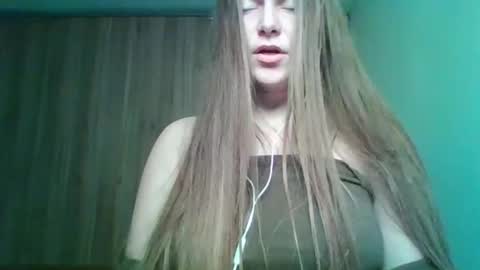 evasapples2026 online show from February 19, 1:51 pm