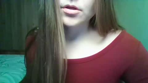 evasapples2026 online show from April 18, 8:42 pm