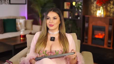 Eva online show from January 12, 8:25 pm