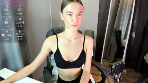 Snapshot of evatoniz chatting on November 8, 1:06 am Eva online show from November 8, 1:06 am